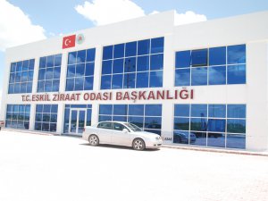 Eskil Ziraat Odası yeni binasında hizmette